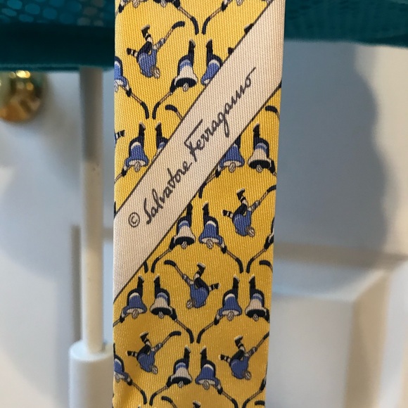 Men’s Ferragamo Tie - Picture 4 of 7